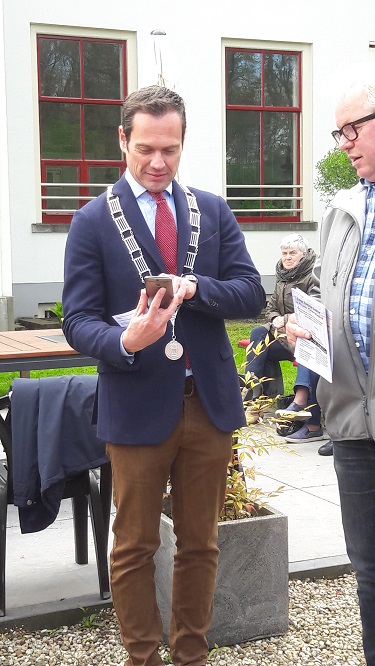 jubilea6-burgemeester-opent-de-app-375