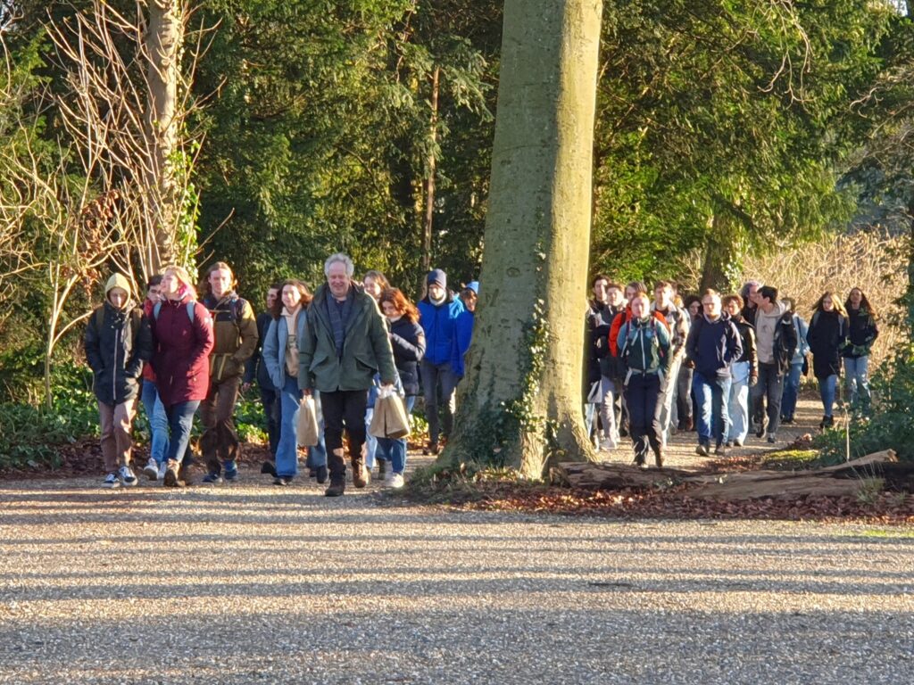 202403 Studenten aankomst b1500