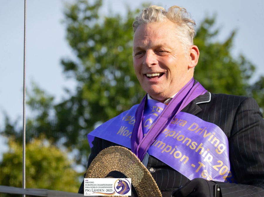 202509 Arends wereldkampioen b900